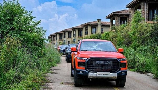 大众配资 智能皮卡新纪元，RELY威麟R08试驾体验云南启幕